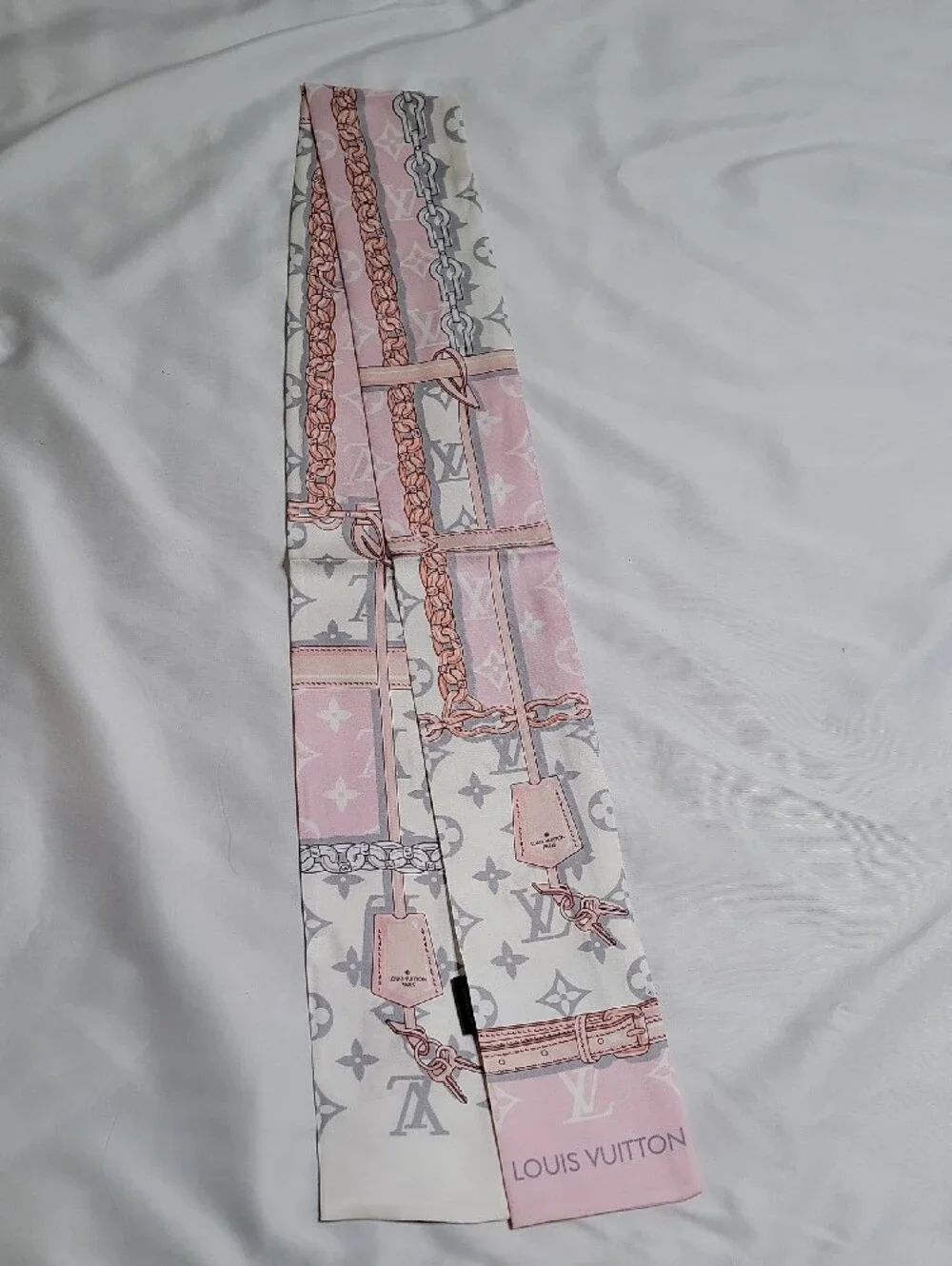 Louis Vuitton Pink and White Monogram Chain Print Twilly